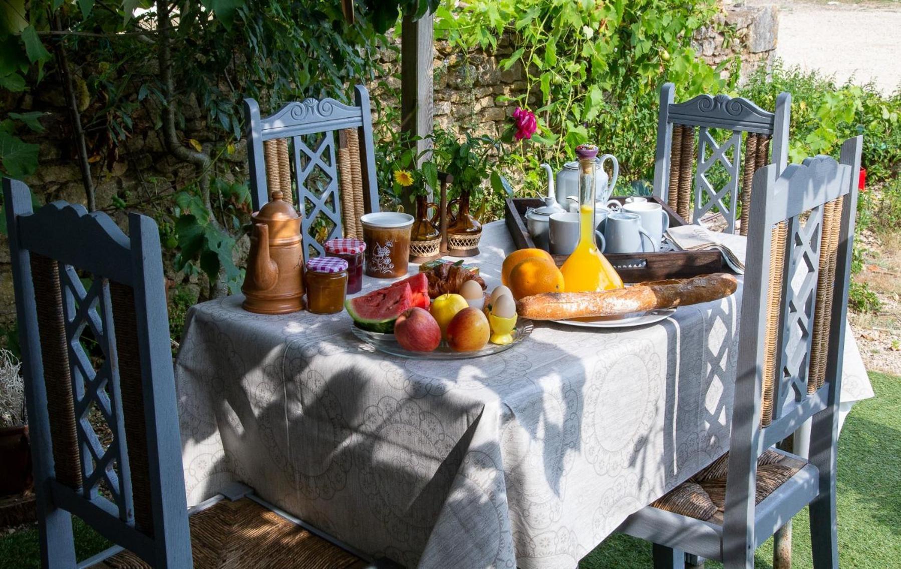 Chambre D'Hote Dans Un Havre De Paix A La Ferme Saint-Maurice-la-Clouere Εξωτερικό φωτογραφία
